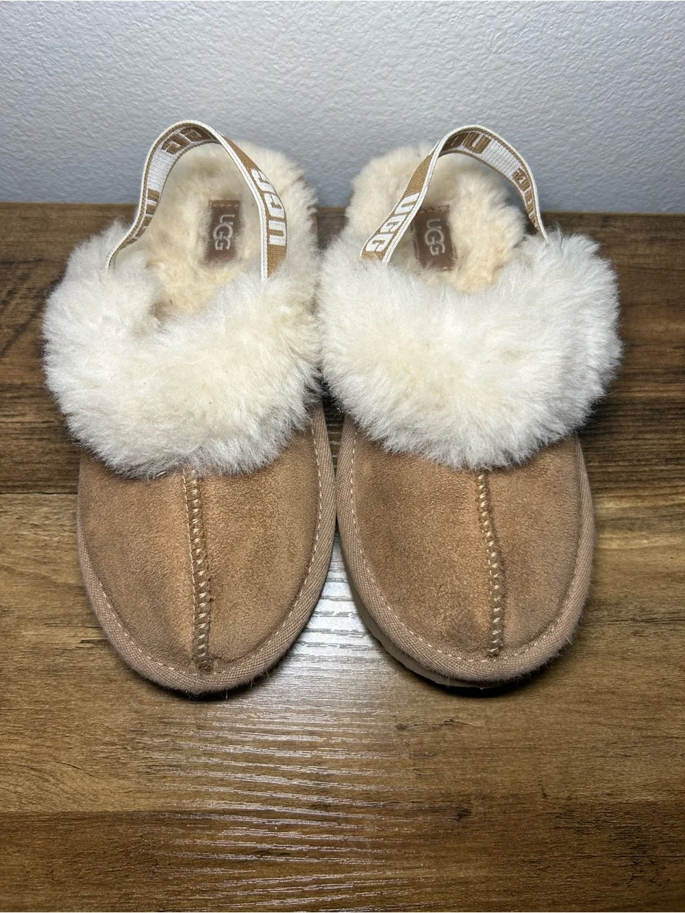 UGG kids slide